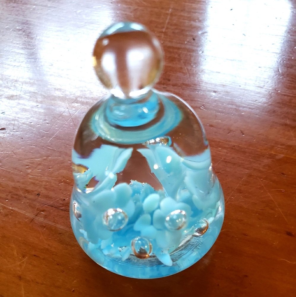 St Clair Glass bell